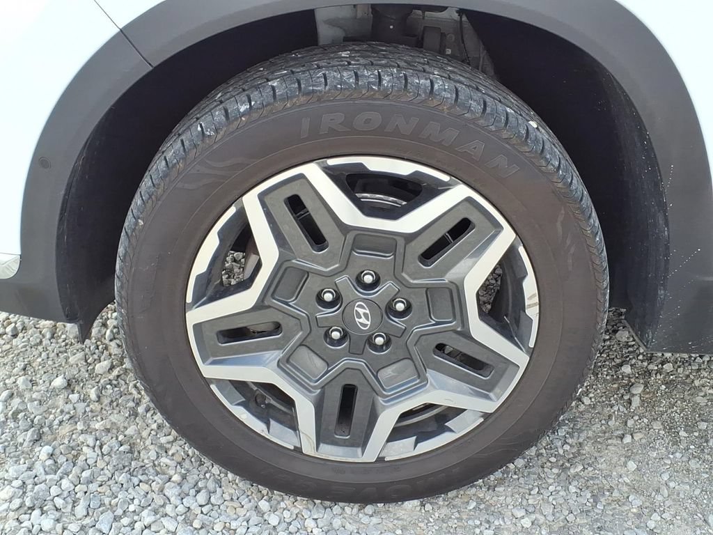 Used 2023 Hyundai Santa Fe Limited AWD/4WD image 21