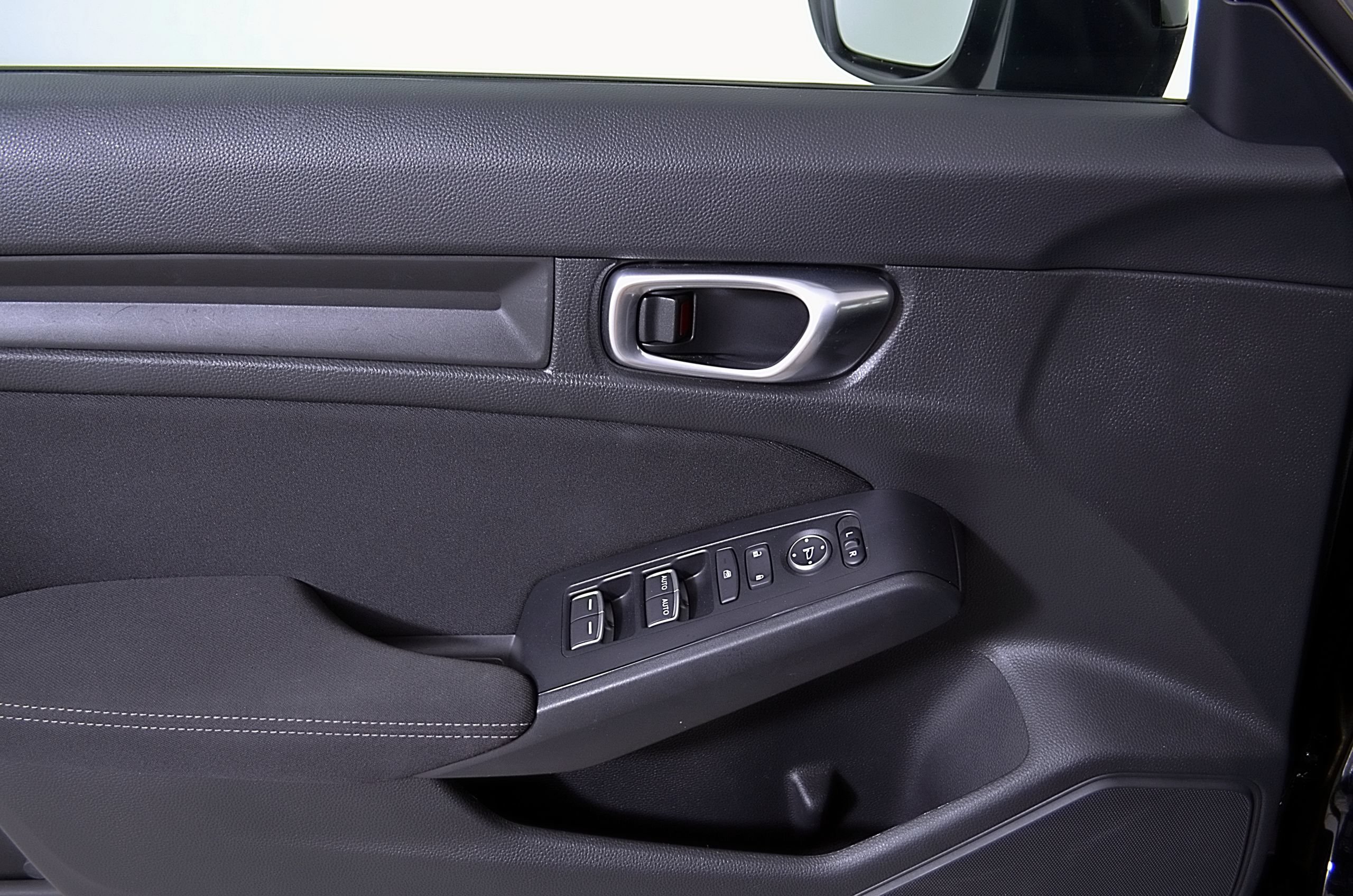 Used 2023 Honda Civic LX image 18