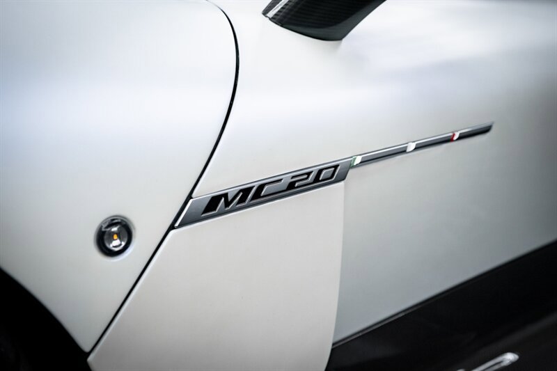 Used 2022 Maserati MC20 Coupe RWD image 19