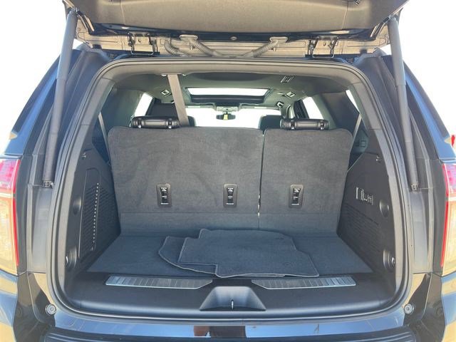 Used 2022 Chevrolet Tahoe RST w/ Sport Performance Package AWD/4WD image 21