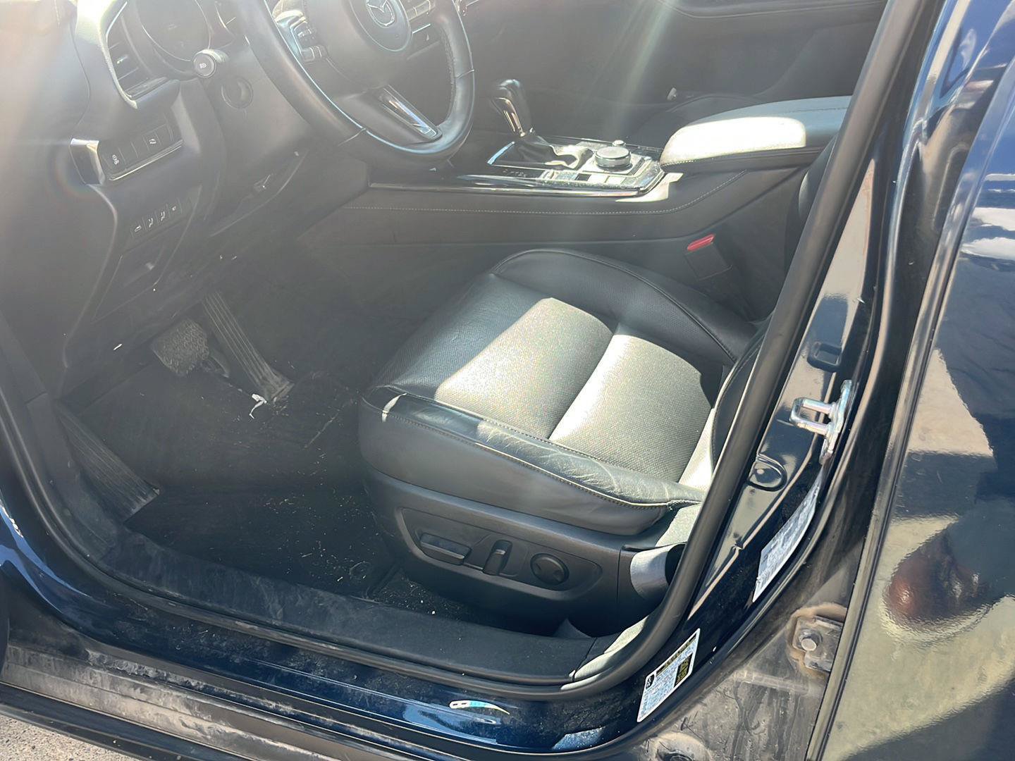 Used 2022 MAZDA CX-30 AWD 2.5 S w/ Premium Package image 9