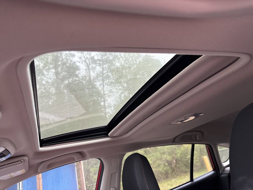 Used 2021 Subaru Crosstrek 2.0i Premium w/ Moonroof Package image 5