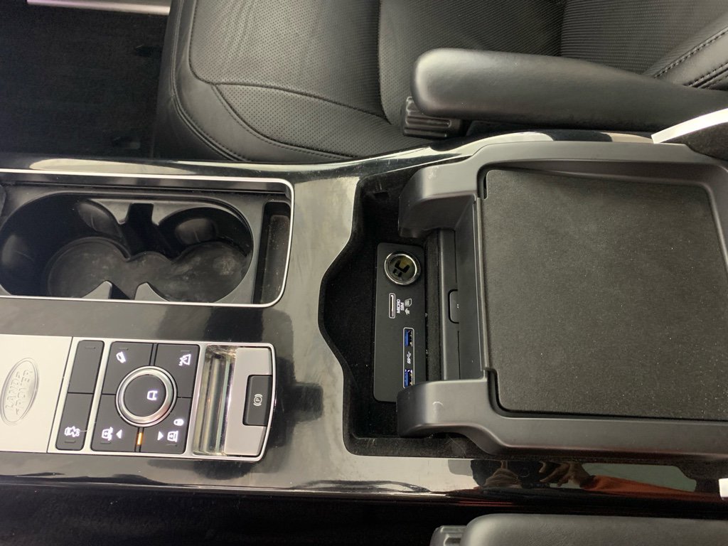 Used 2019 Land Rover Range Rover HSE image 28