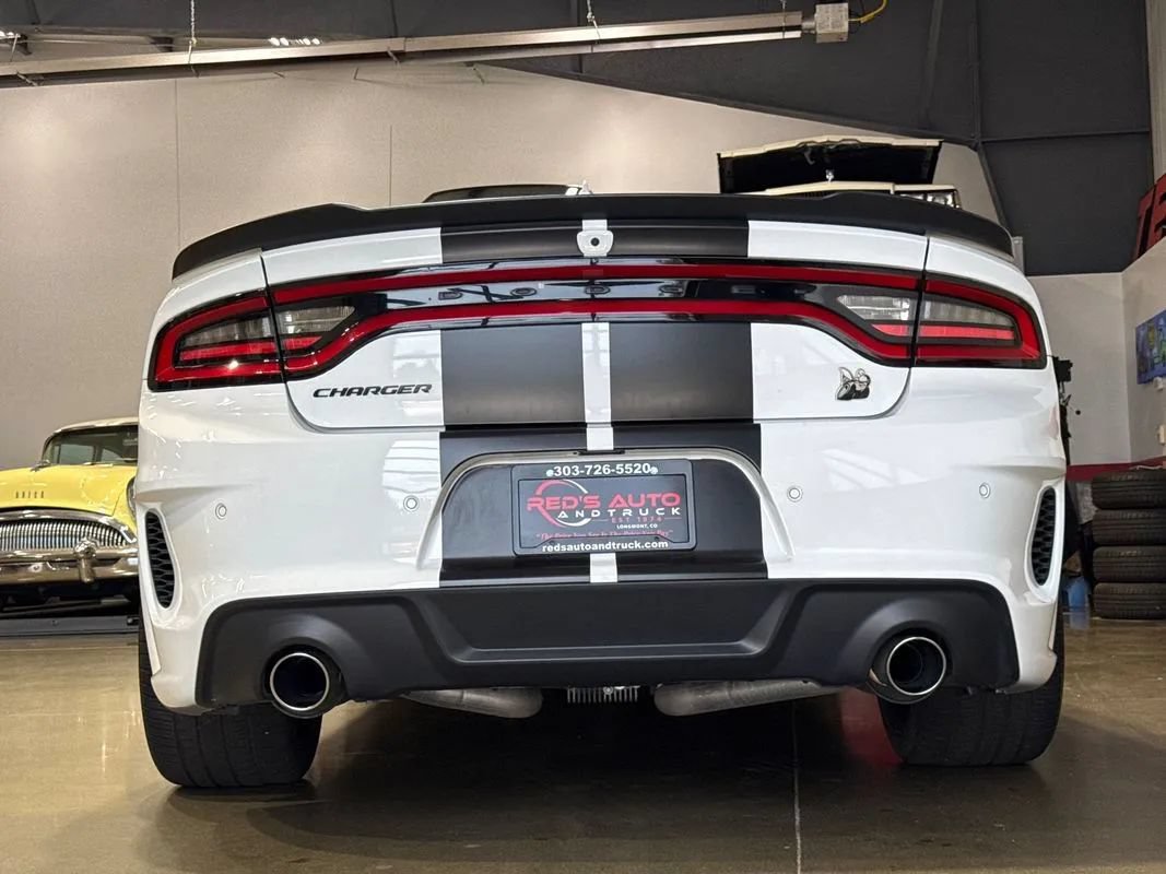 Used 2023 Dodge Charger Scat Pack RWD image 7