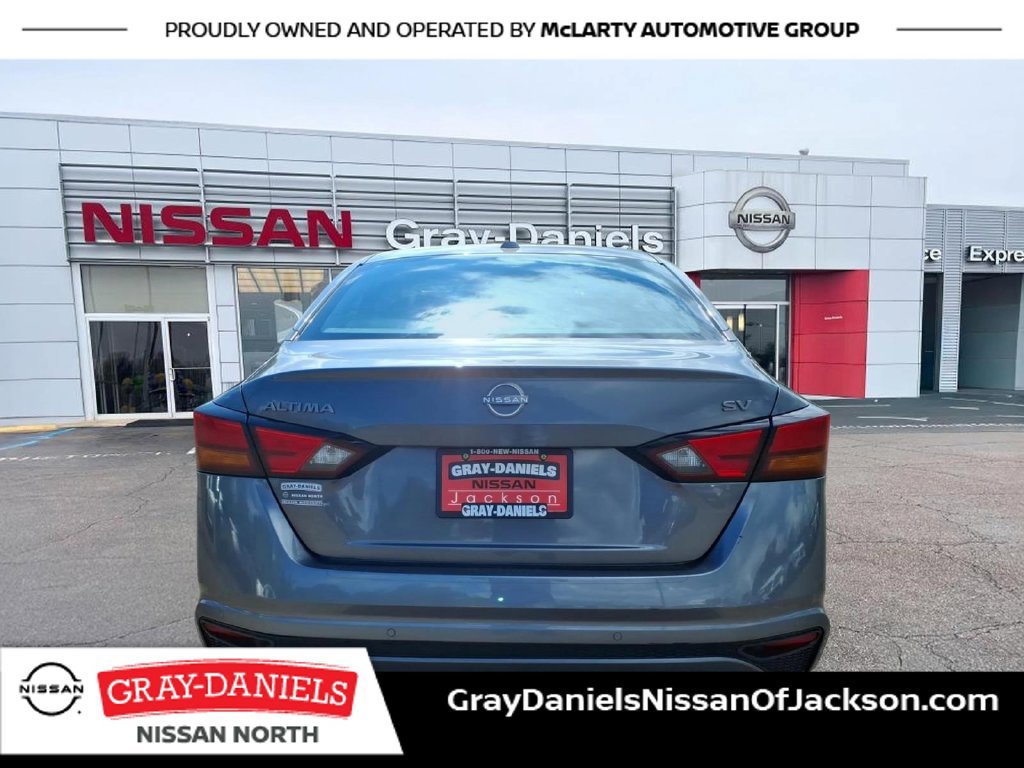 Used 2024 Nissan Altima 2.5 SV FWD image 6