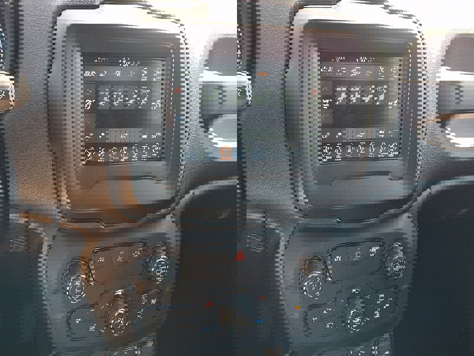 Used 2020 Jeep Renegade Latitude image 15