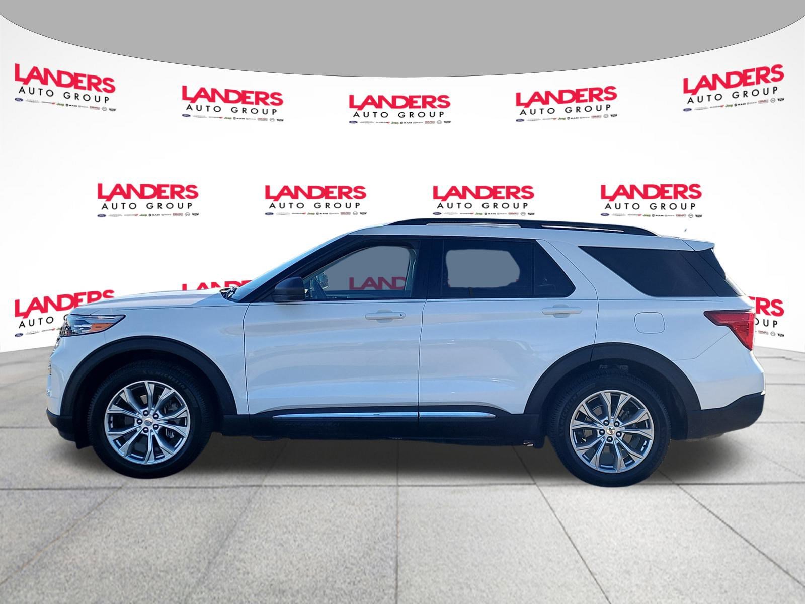 Certified 2020 Ford Explorer XLT w/ Equipment Group 202A image 6