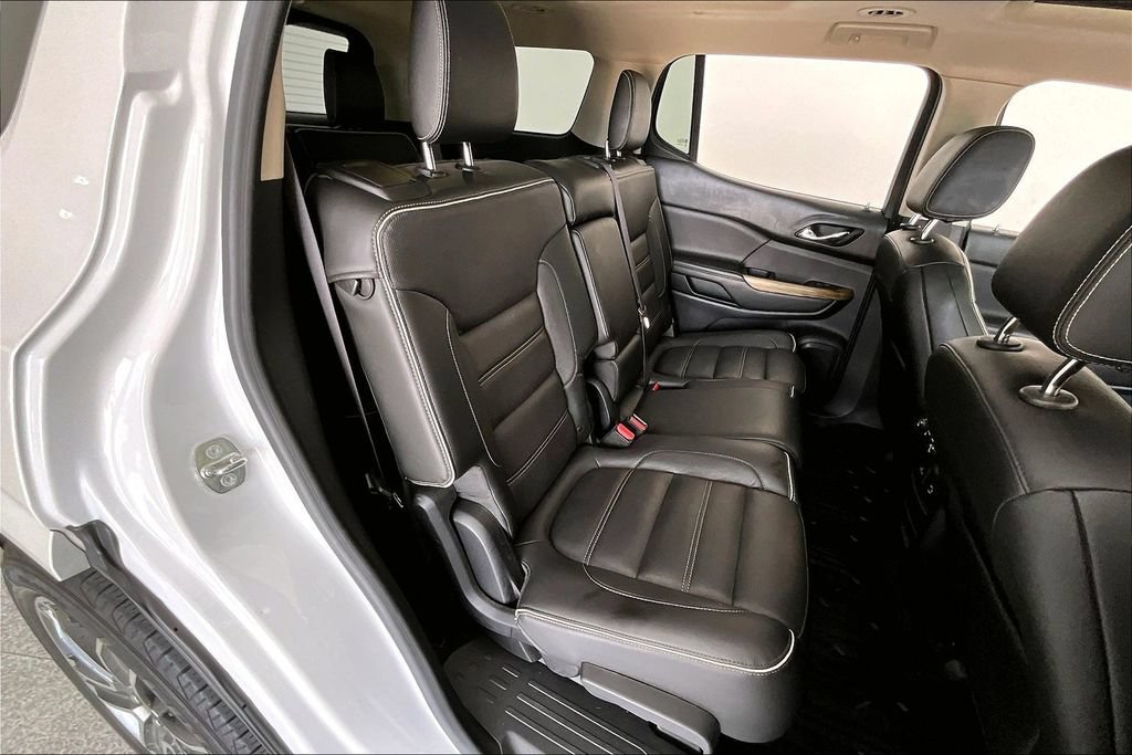 Used 2017 GMC Acadia Denali w/ Technology Package AWD/4WD image 33