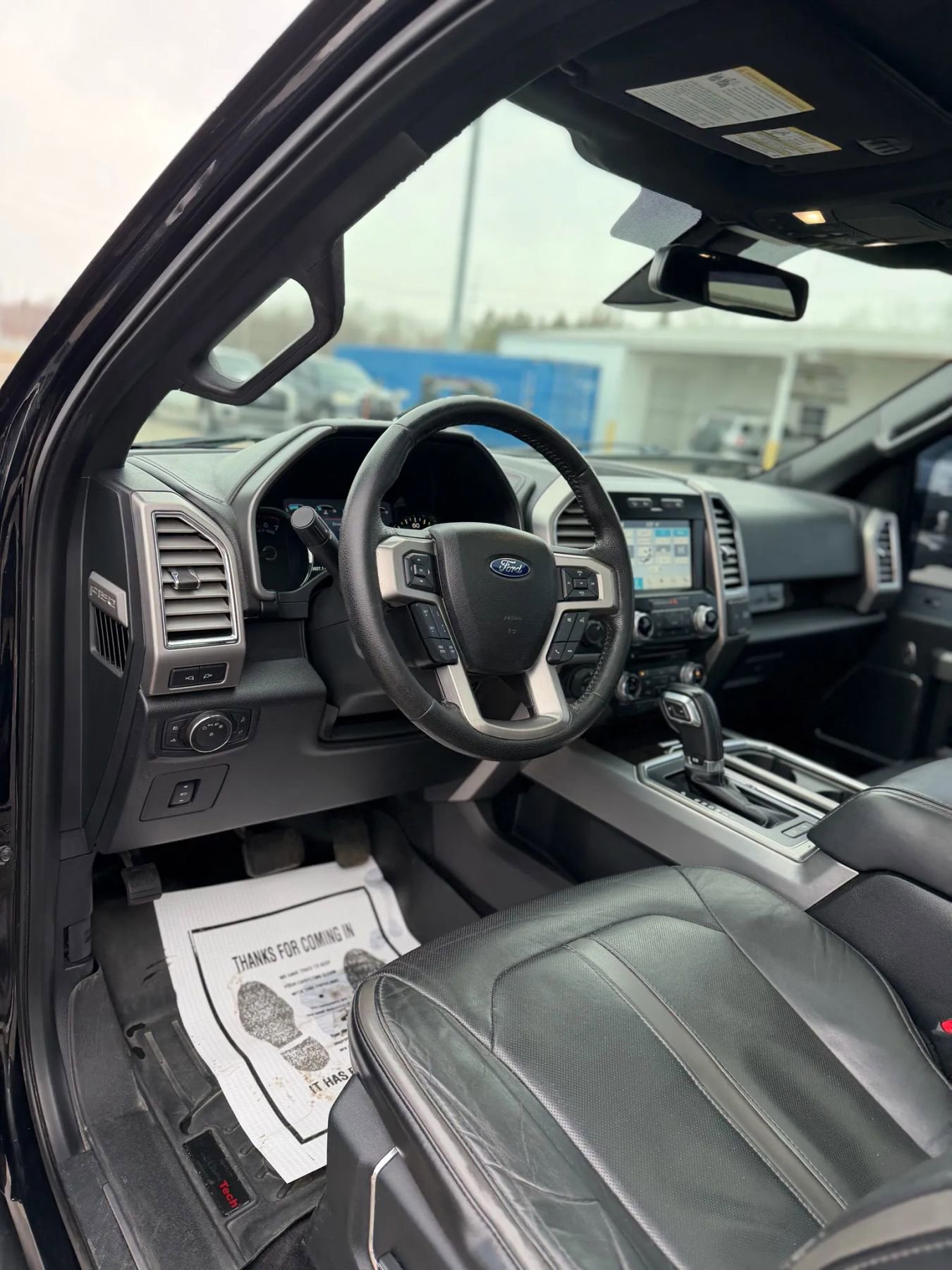 Used 2016 Ford F150 Platinum w/ Equipment Group 701A Luxury image 10