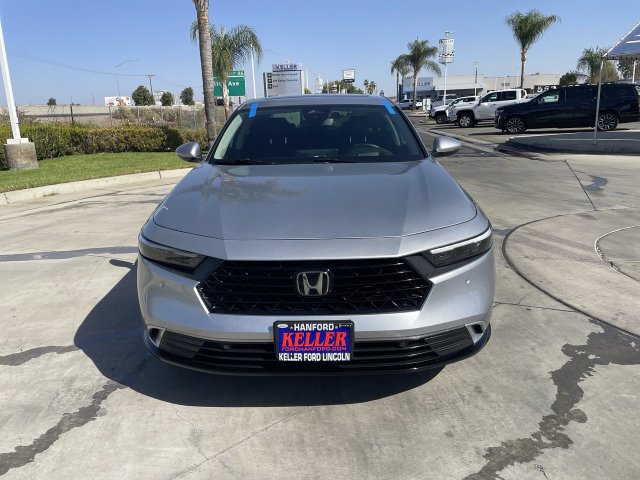 Used 2025 Honda Accord Touring image 3