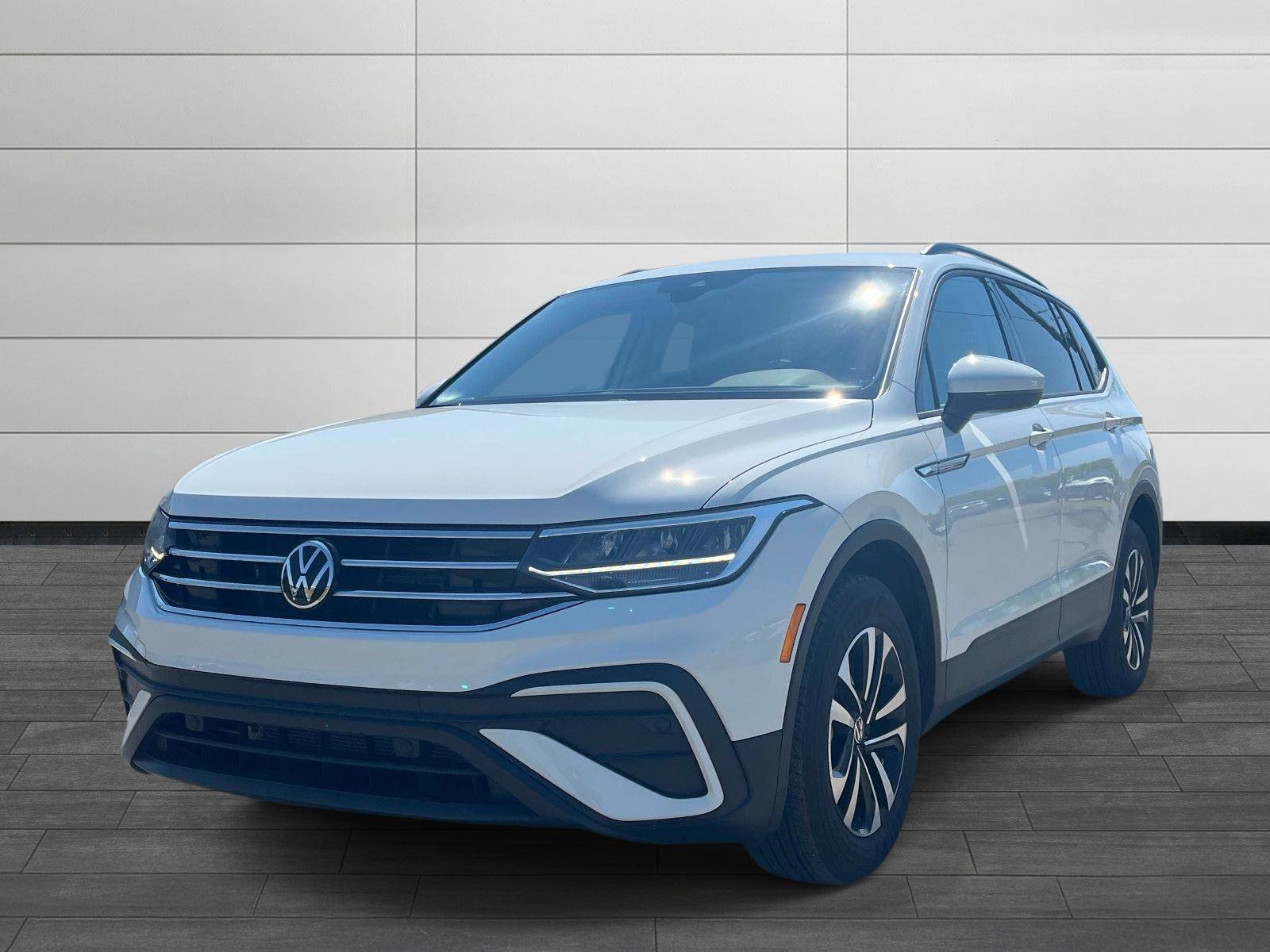 Used 2023 Volkswagen Tiguan S FWD image 7