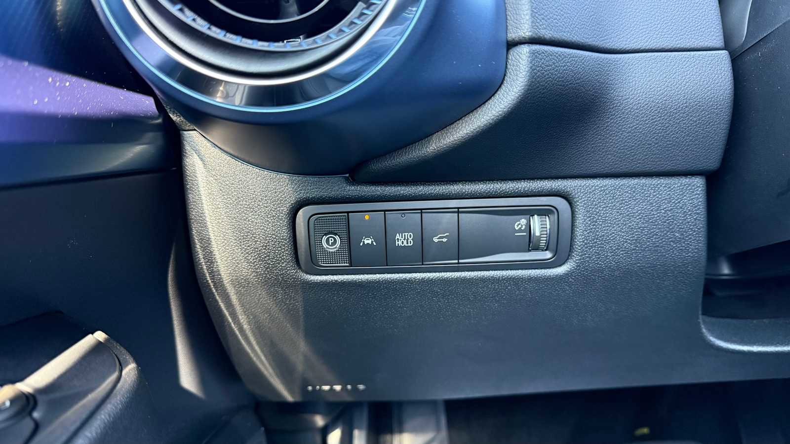 New 2026 Chevrolet Equinox EV LT AWD/4WD image 12