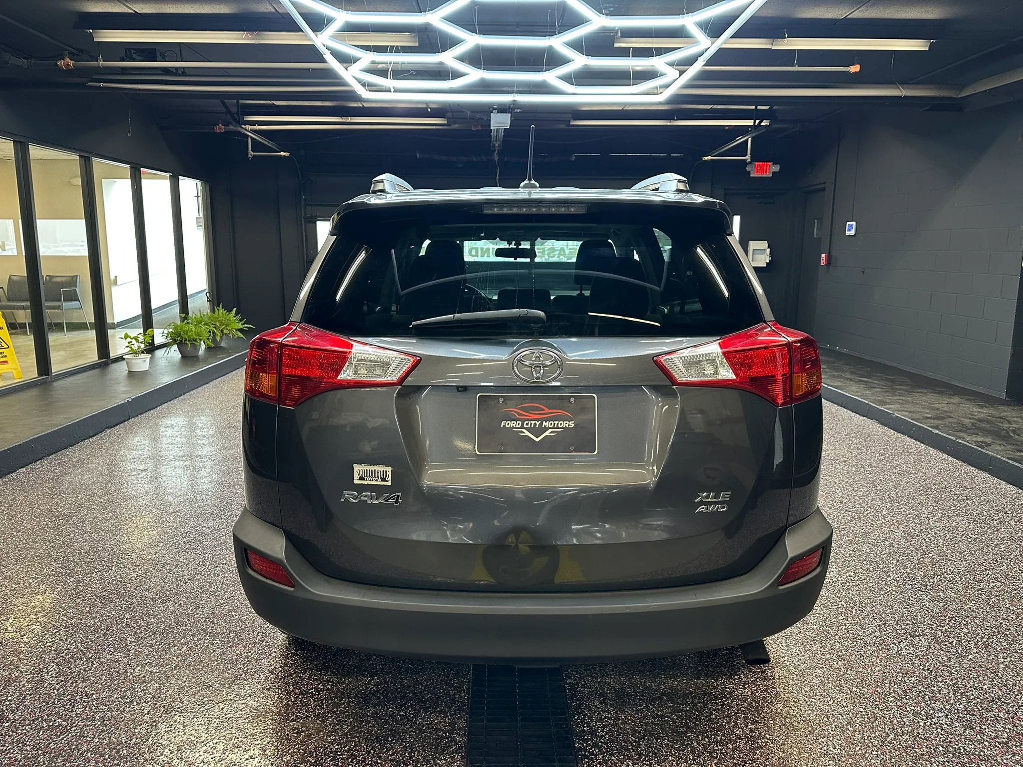 Used 2015 Toyota RAV4 XLE image 5