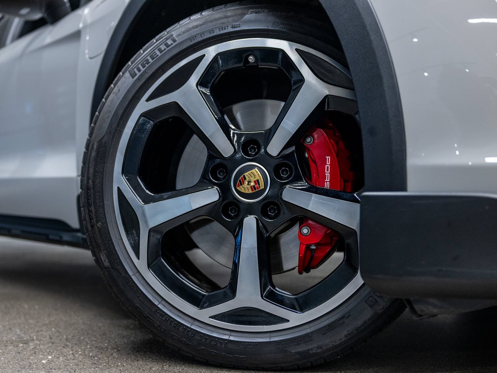 Certified 2024 Porsche Taycan 4S AWD/4WD image 17