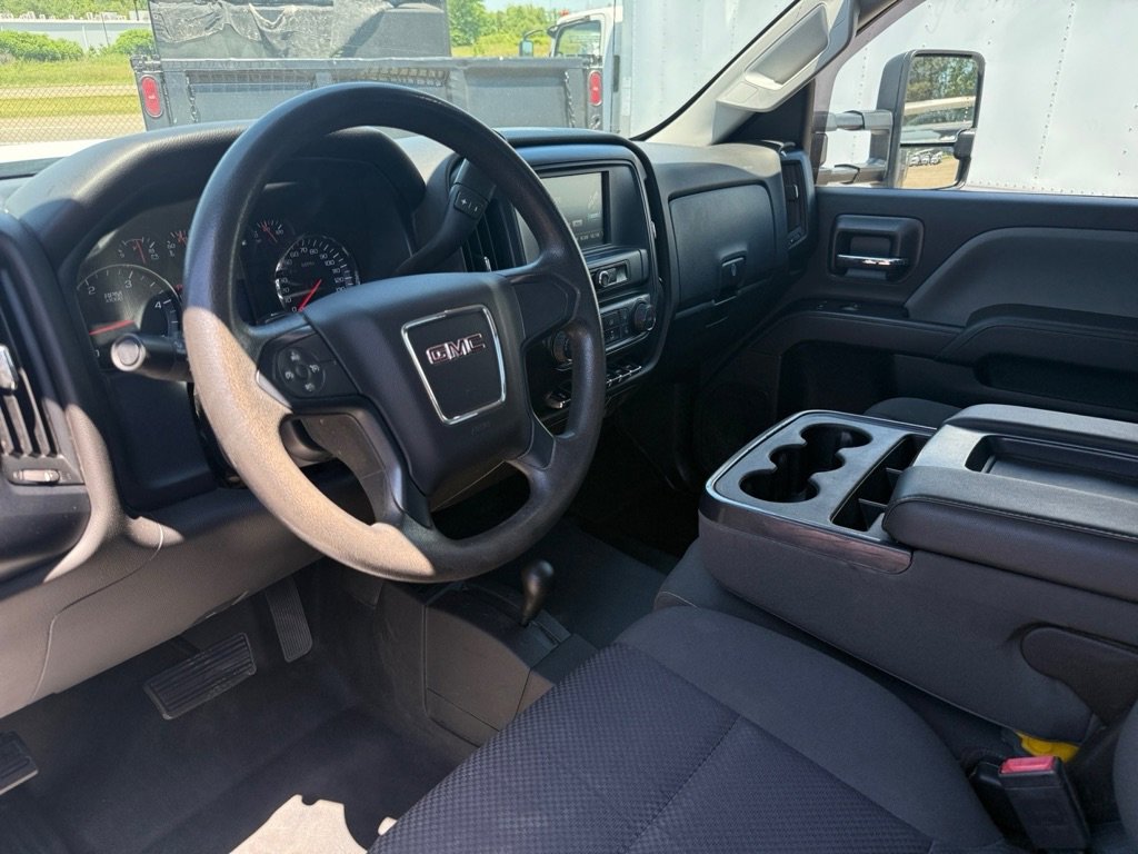 Used 2018 GMC Sierra 3500 4x4 Regular Cab w/ Sierra Convenience Package image 12