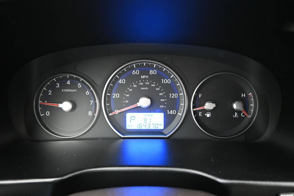Used 2012 Hyundai Santa Fe GLS AWD/4WD image 12