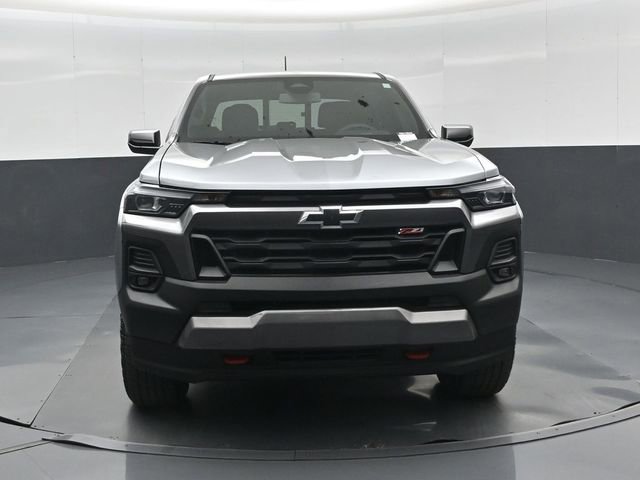 Used 2024 Chevrolet Colorado Z71 w/ Z71 Convenience Package 2 AWD/4WD image 9