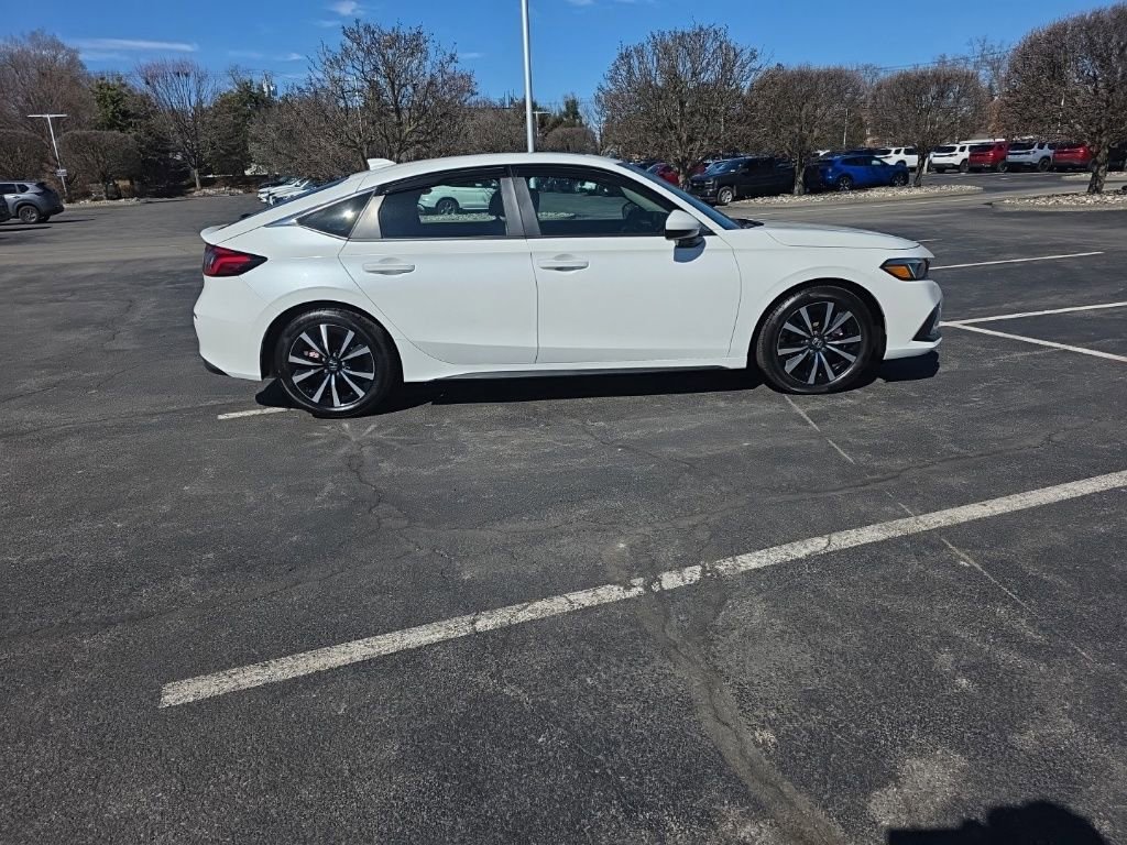 Used 2024 Honda Civic EX-L image 8