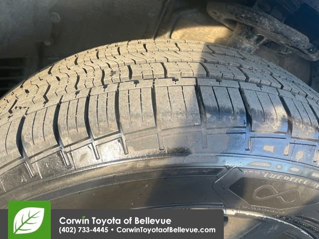 Used 2016 Toyota Highlander LE image 24