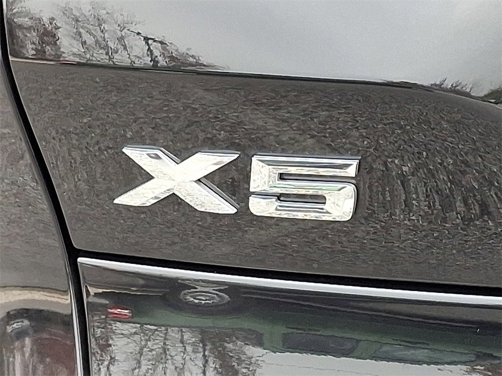 Used 2024 BMW X5 xDrive40i w/ Premium Package image 30