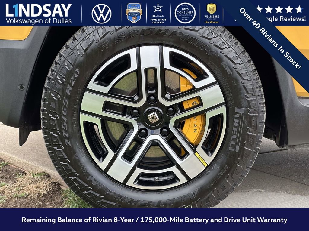 Used 2023 Rivian R1T Adventure image 8