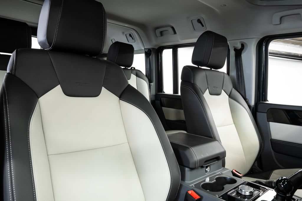 Used 2025 INEOS Grenadier Station Wagon AWD/4WD image 35