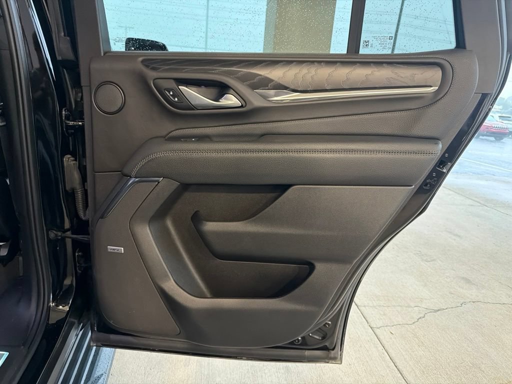 Used 2022 GMC Yukon Denali AWD/4WD image 24