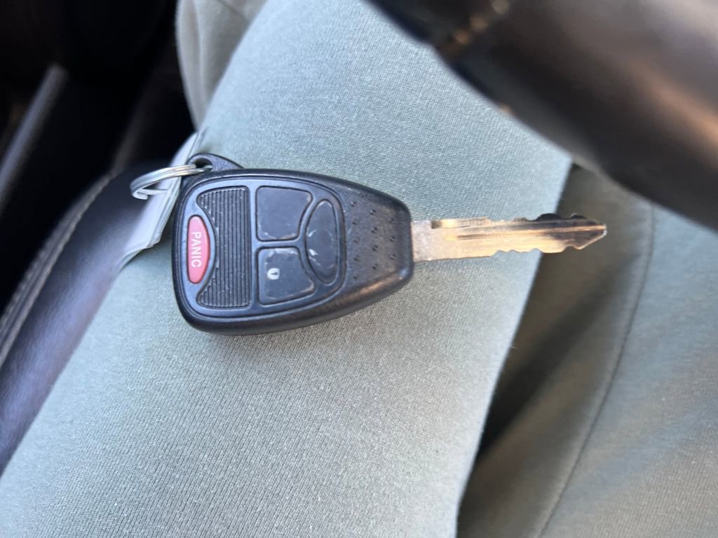 Used 2016 Jeep Compass Latitude image 29