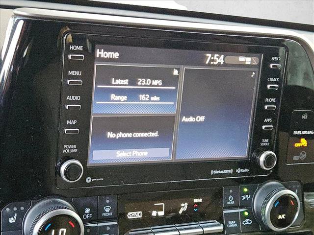Used 2020 Toyota Highlander XLE FWD image 11