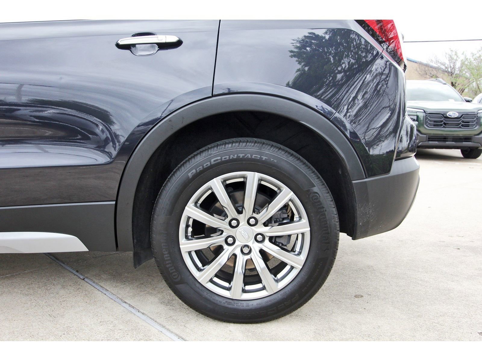 Used 2023 Cadillac XT4 Premium Luxury w/ Cold Weather Package image 30