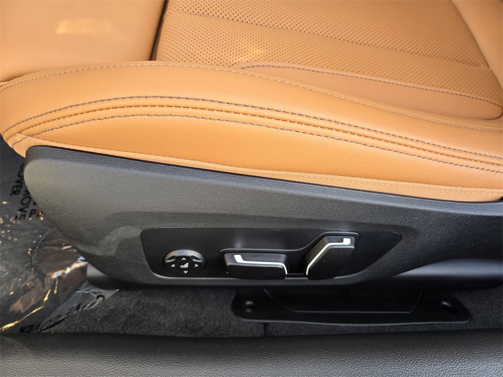 New 2026 BMW 430i xDrive Coupe w/ Parking Assistance Package image 25