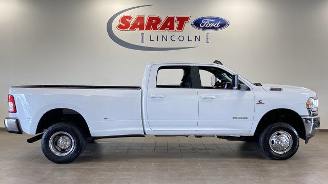 Used 2022 RAM 3500 Big Horn AWD/4WD image 1