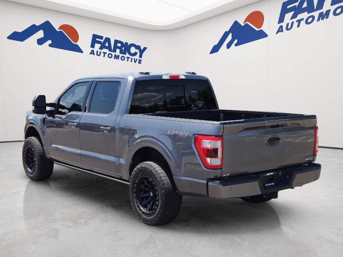 Used 2023 Ford F150 Lariat w/ Equipment Group 502A High AWD/4WD image 3