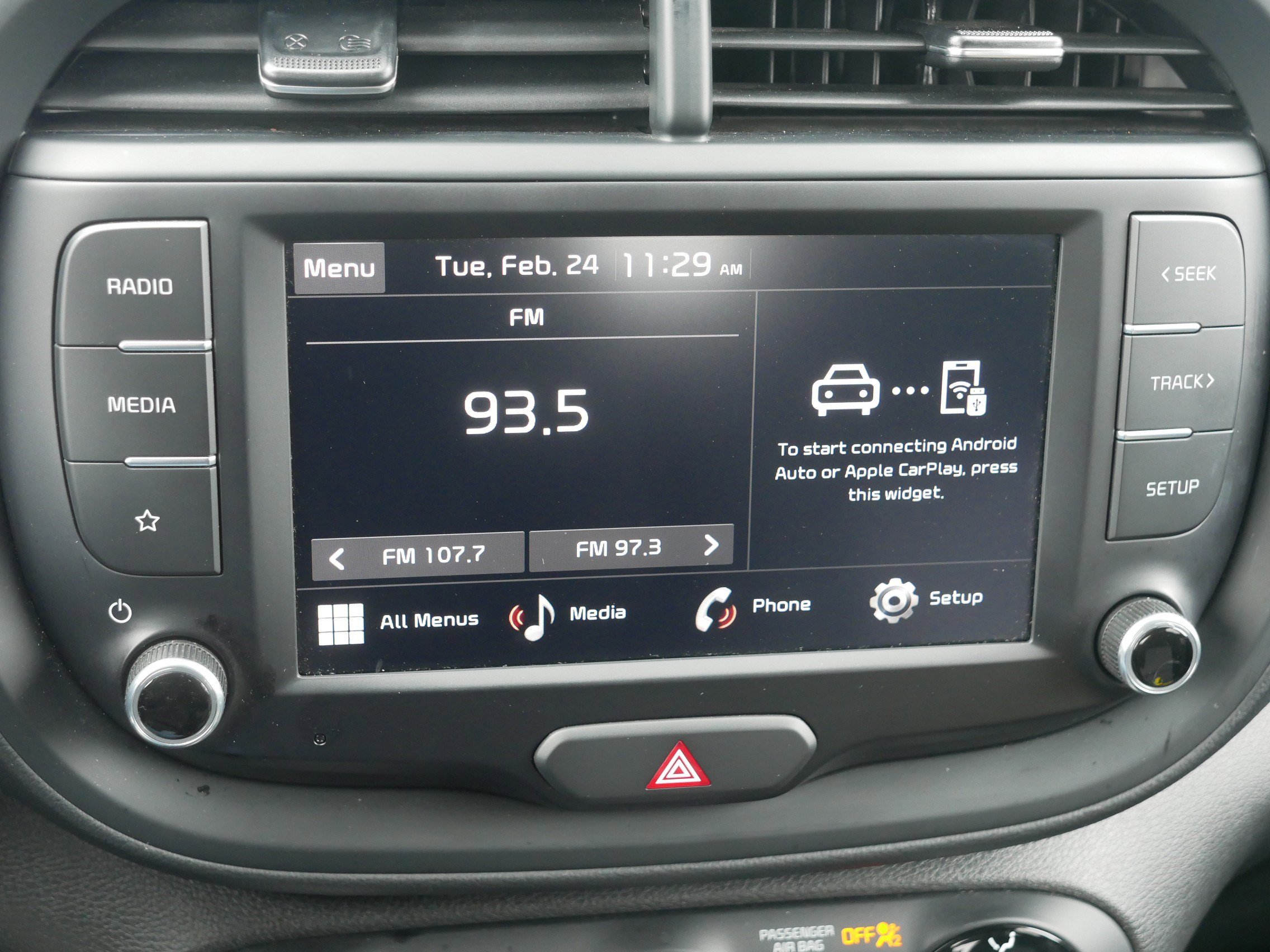 Certified 2024 Kia Soul LX w/ Option Group 015 image 22