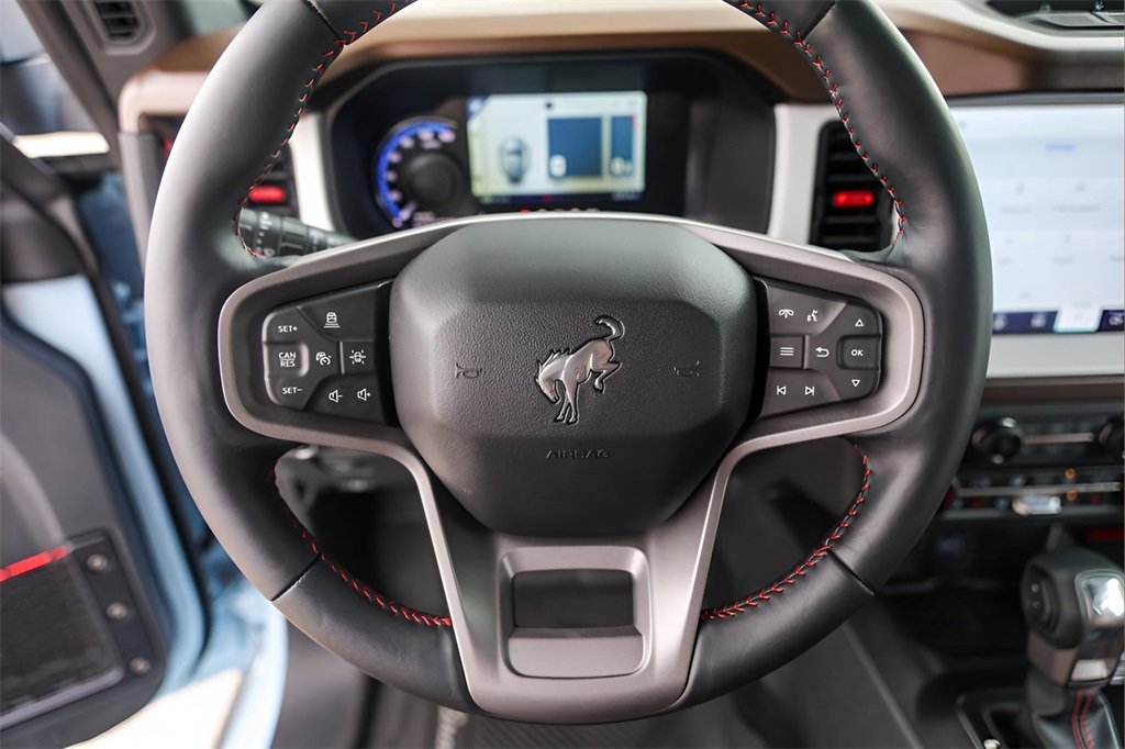 Used 2024 Ford Bronco Heritage Edition image 13
