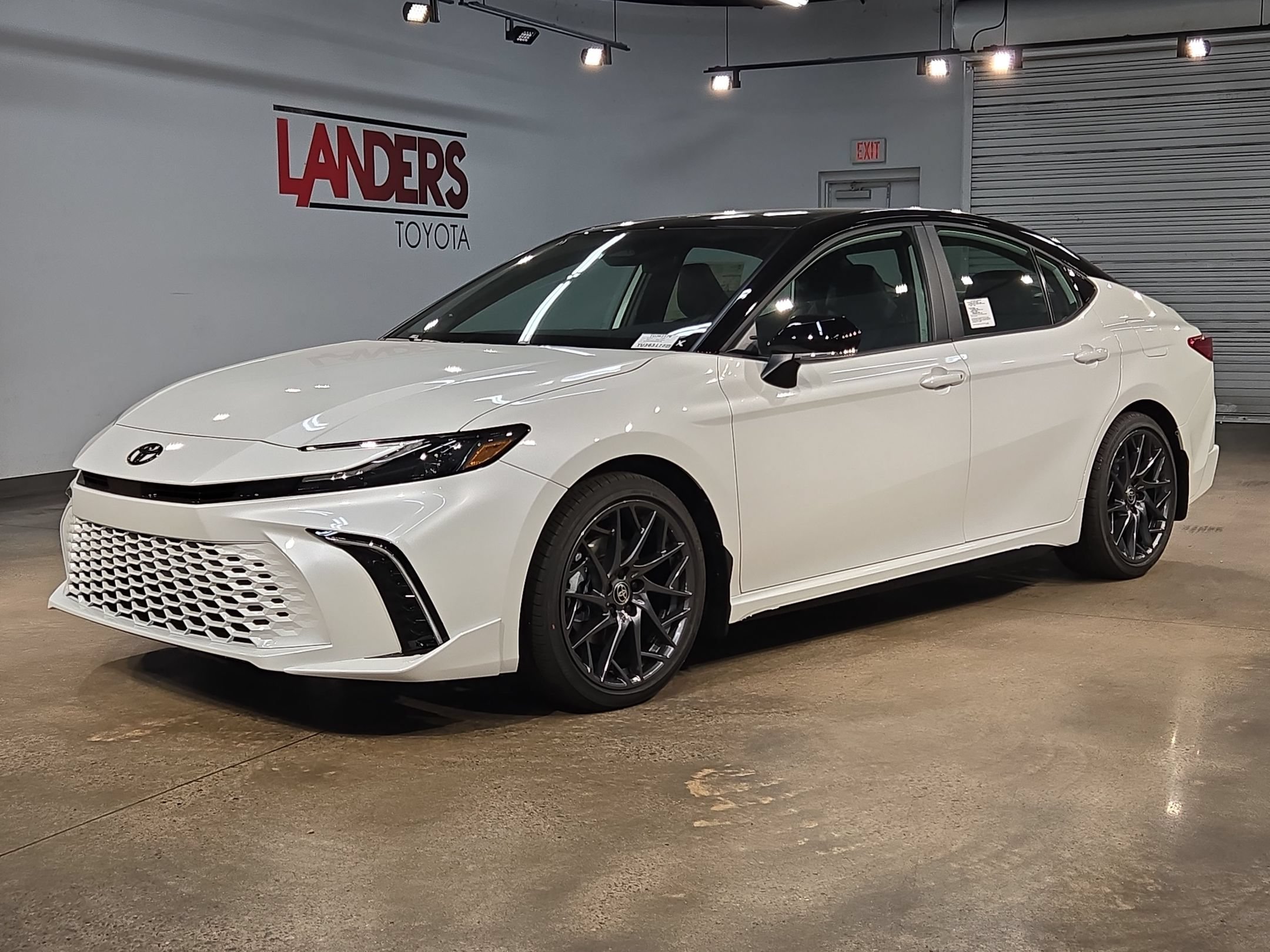 New 2026 Toyota Camry XSE w/ Premium Package FWD image 3