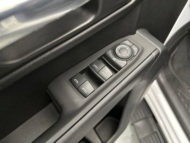 Used 2022 Chevrolet Silverado 1500 Custom image 19