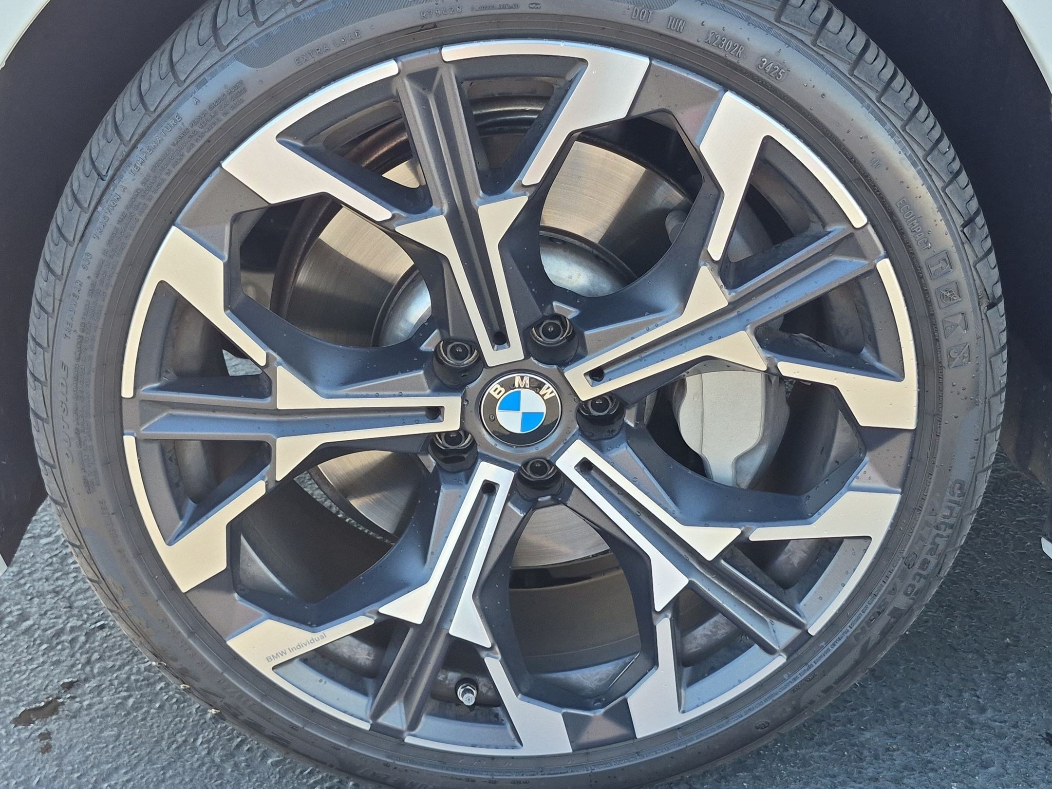 Used 2026 BMW 330i Sedan w/ Convenience Package RWD image 13