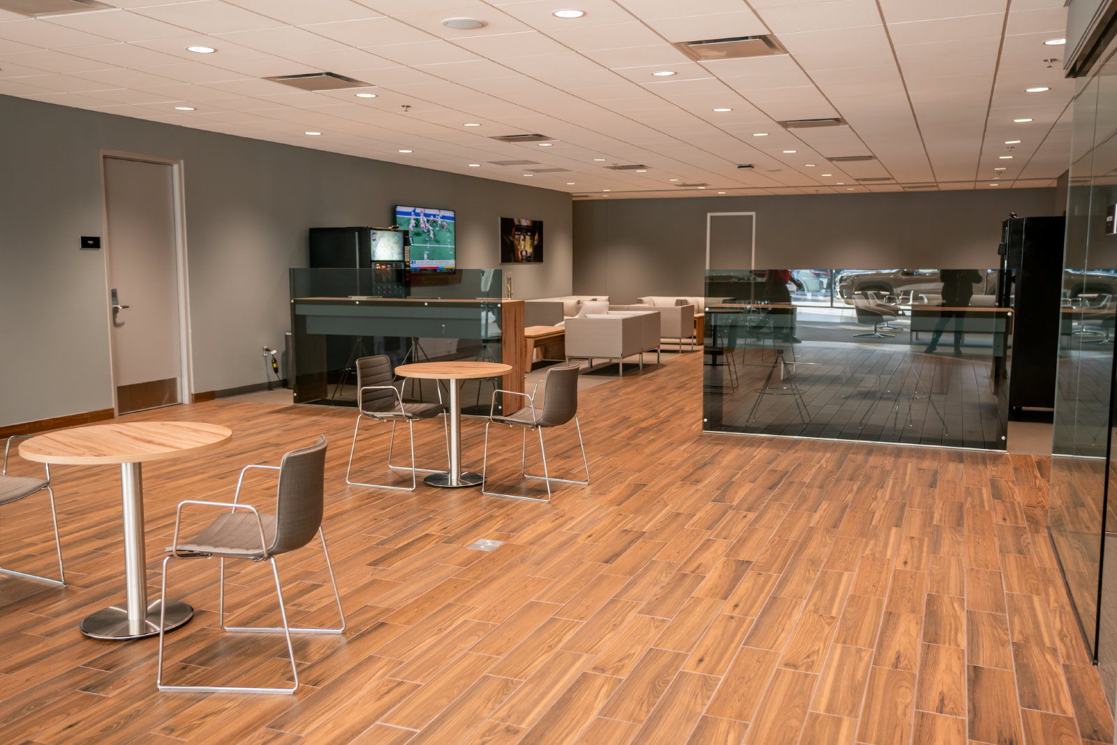 Used 2021 Jeep Grand Cherokee Laredo X RWD image 5