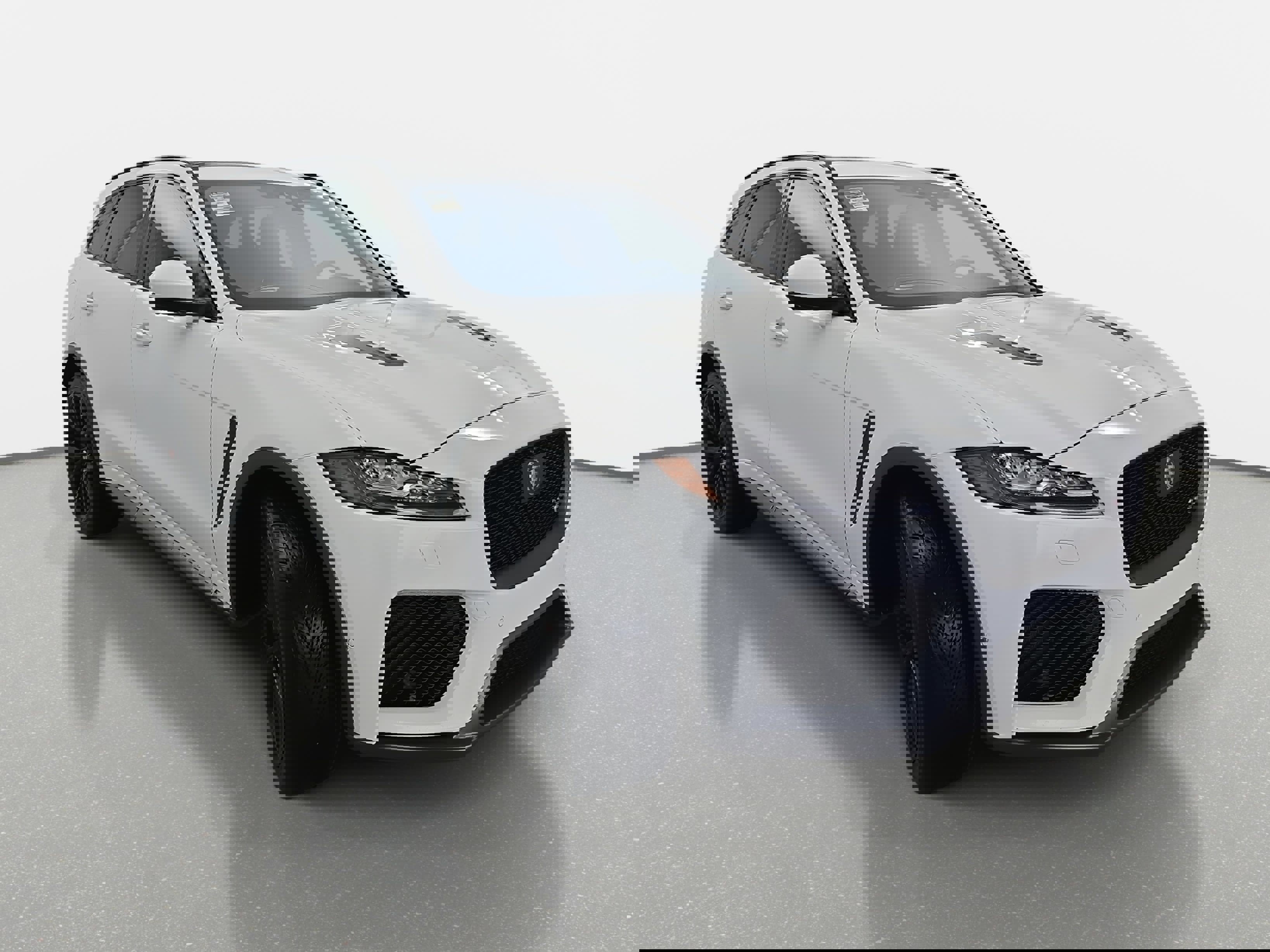 Used 2020 Jaguar F-PACE SVR image 3