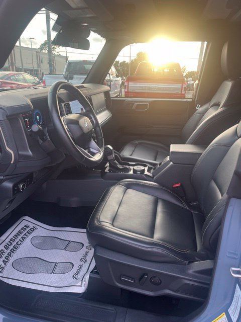 Used 2025 Ford Bronco Badlands AWD/4WD image 8