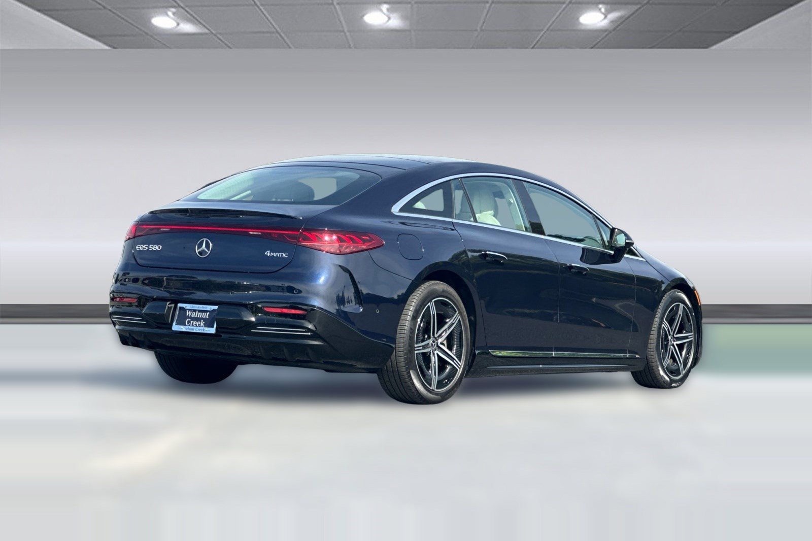 Used 2023 Mercedes-Benz EQS 580 4MATIC Sedan image 8