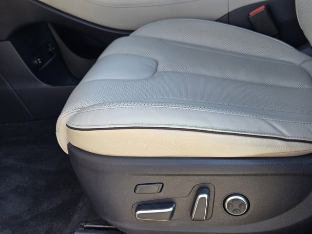 Used 2024 Hyundai Palisade Limited image 23