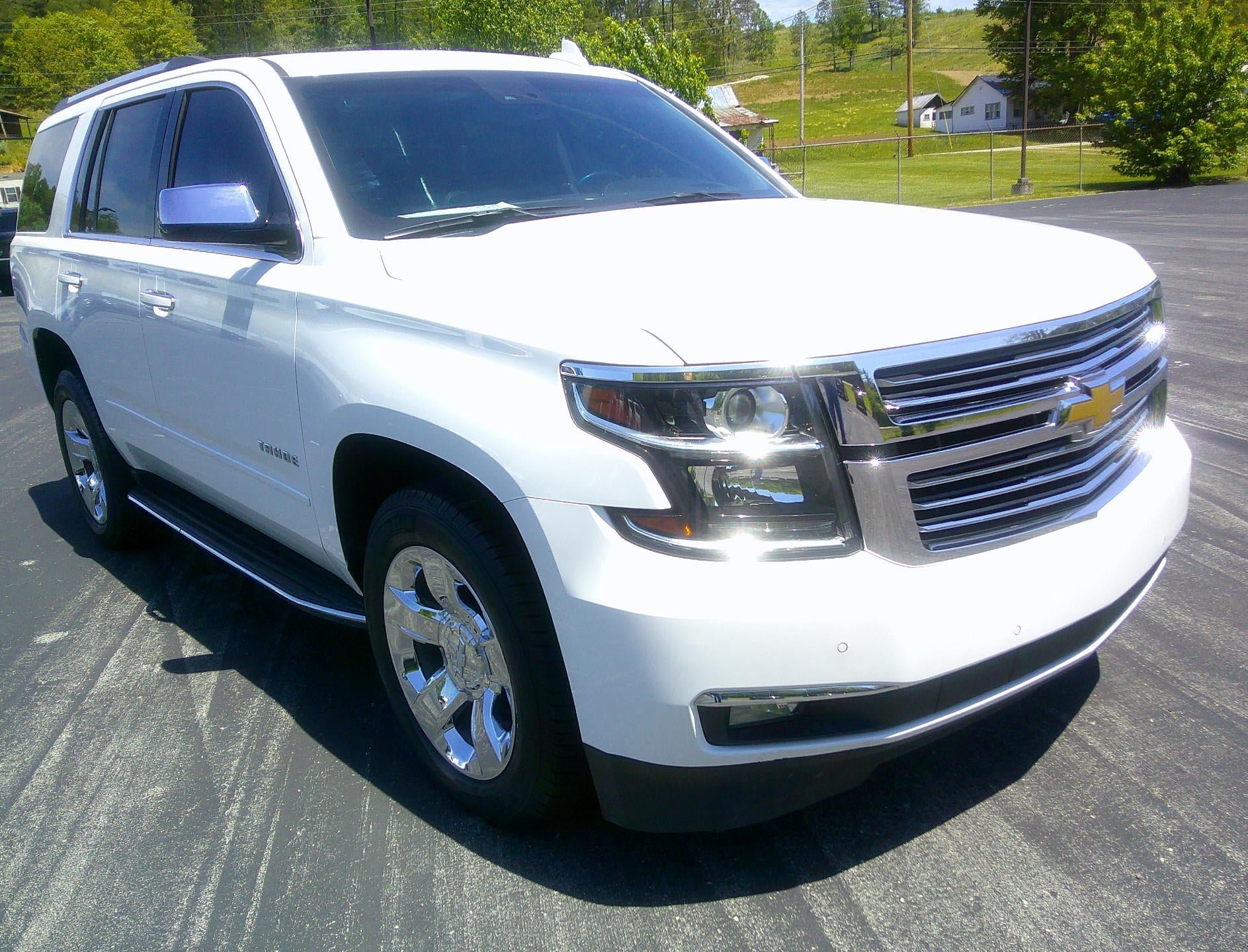 Used 2017 Chevrolet Tahoe Premier AWD/4WD image 6