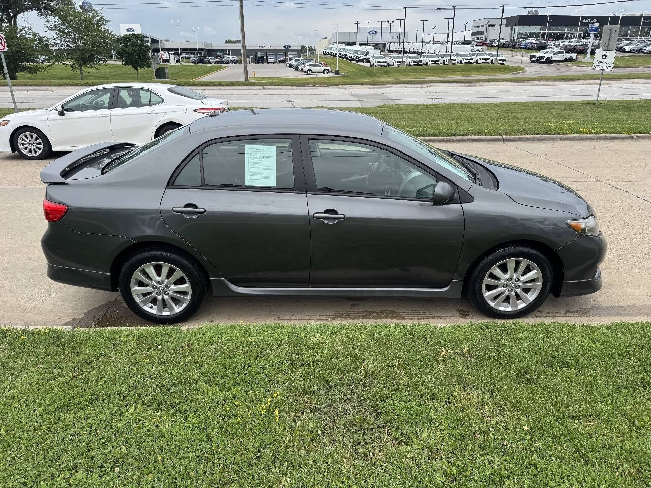 Used 2010 Toyota Corolla S FWD image 6