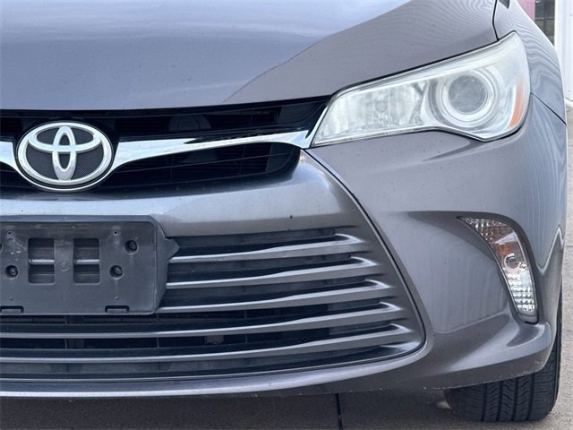 Used 2016 Toyota Camry LE image 9