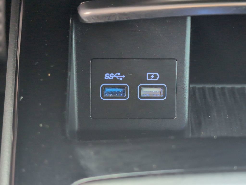 Used 2023 Genesis G80 2.5T image 27