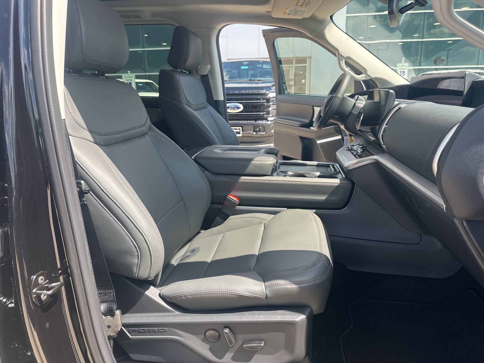 New 2025 Ford Expedition Max Active RWD image 25