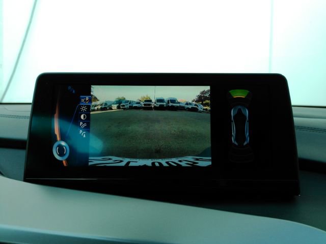 Used 2015 BMW i8 image 38