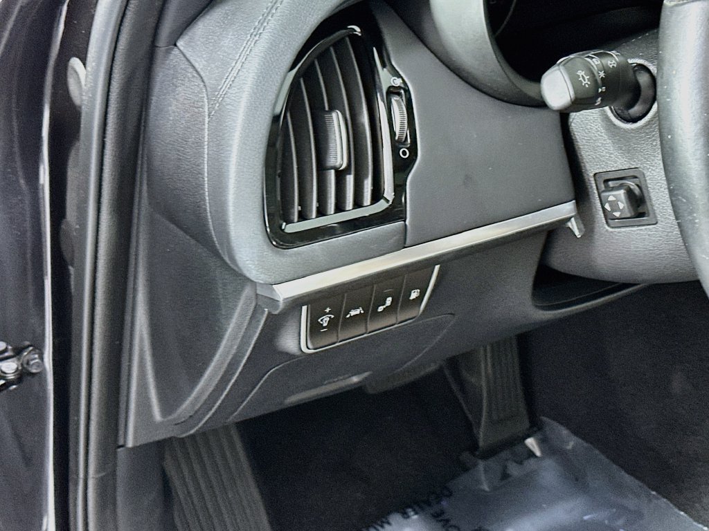 Used 2019 Kia Stinger Premium RWD image 11